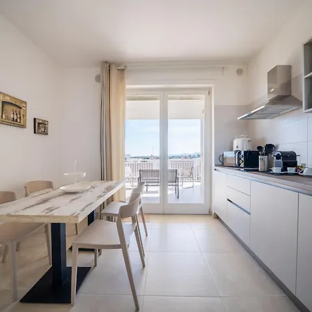 A Due Passi Da - Sea View - By Enjoypuglia Appartement *